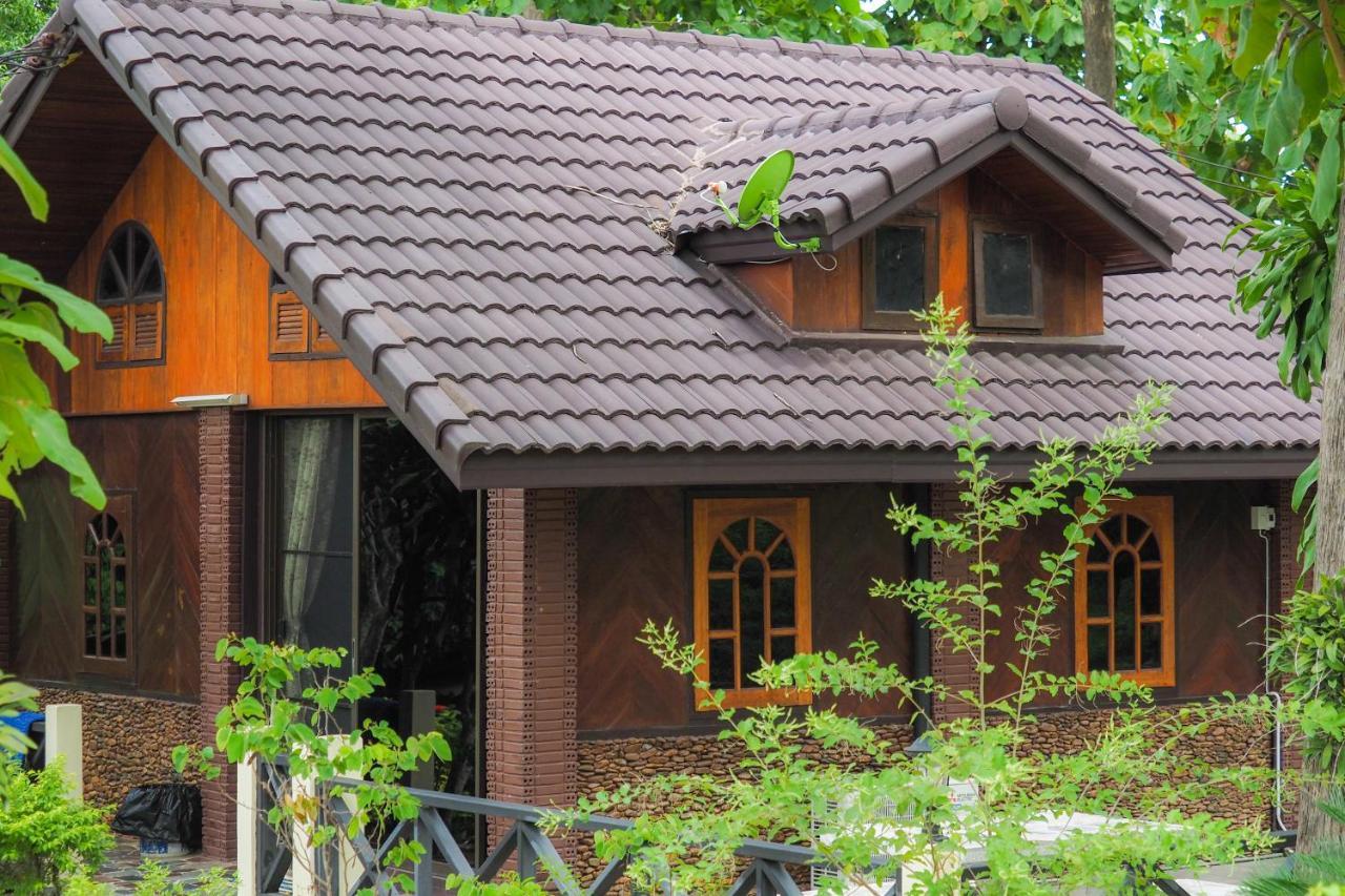 Ratmanee House Hotel Kanchanaburi Eksteriør billede
