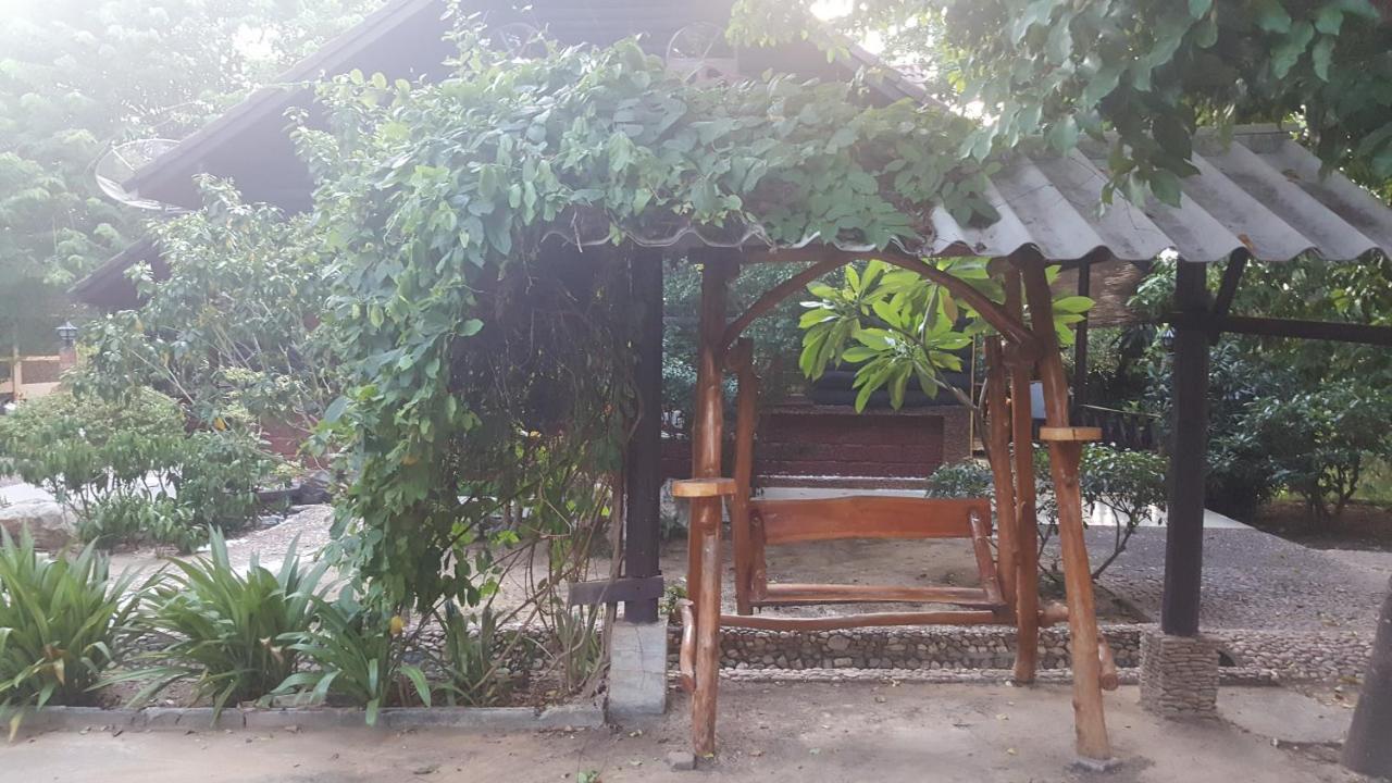 Ratmanee House Hotel Kanchanaburi Eksteriør billede